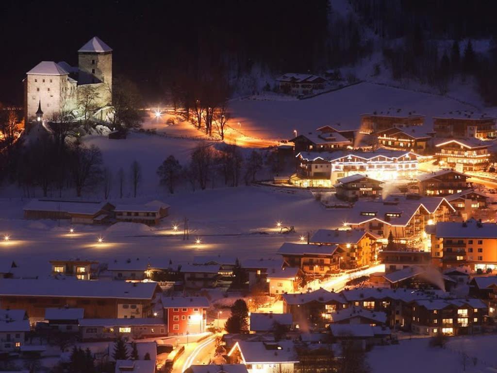 Alpinresort Kaprun 11 Esterno foto